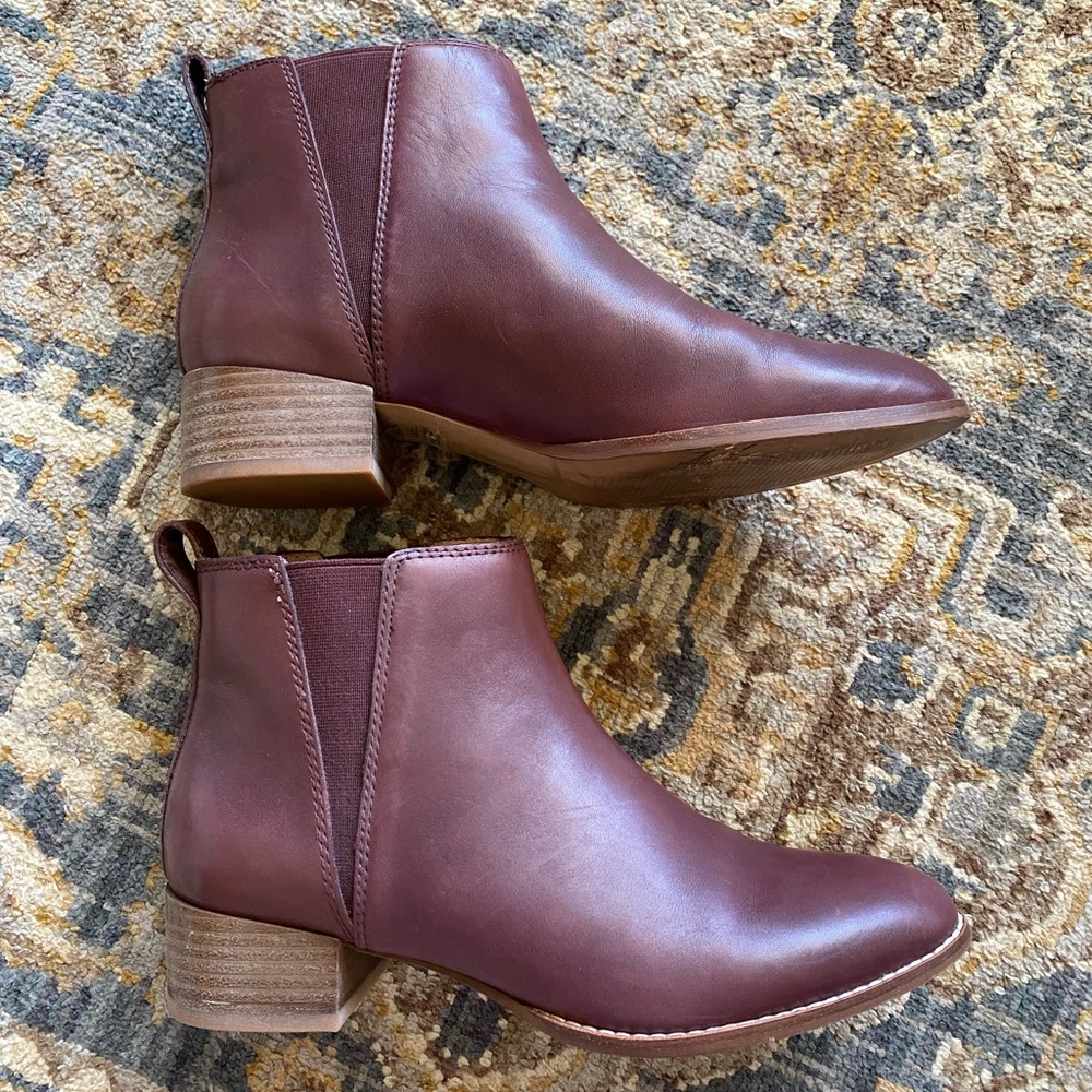 Madewell Burgundy Carina Ankle Boot